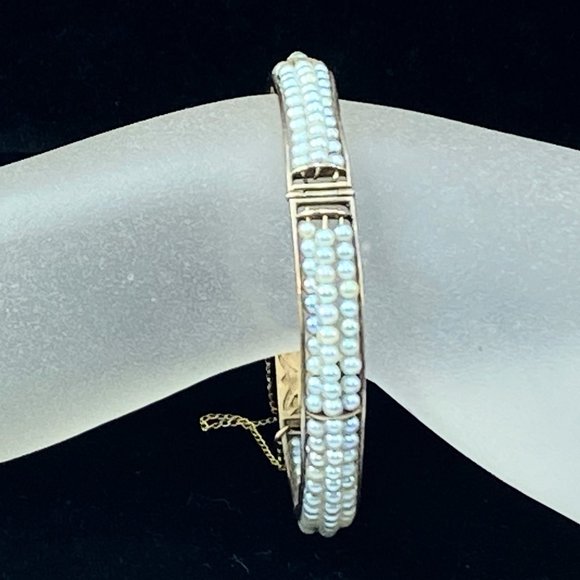 Art Deco 14K yellow gold 2.65mm Seed pearl hinged bangle 13.8g 6.75" JR7559
